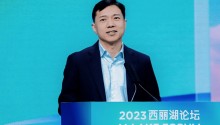 李彦宏：中国大模型太多，AI原生应用太少